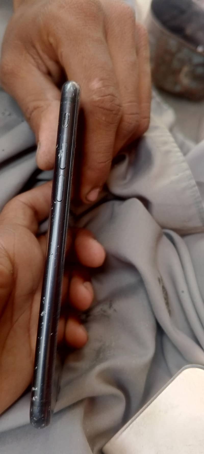 Apple iPhone 7 0