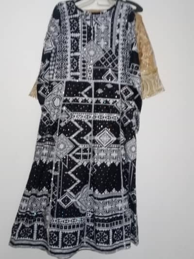 kameez shalwar.