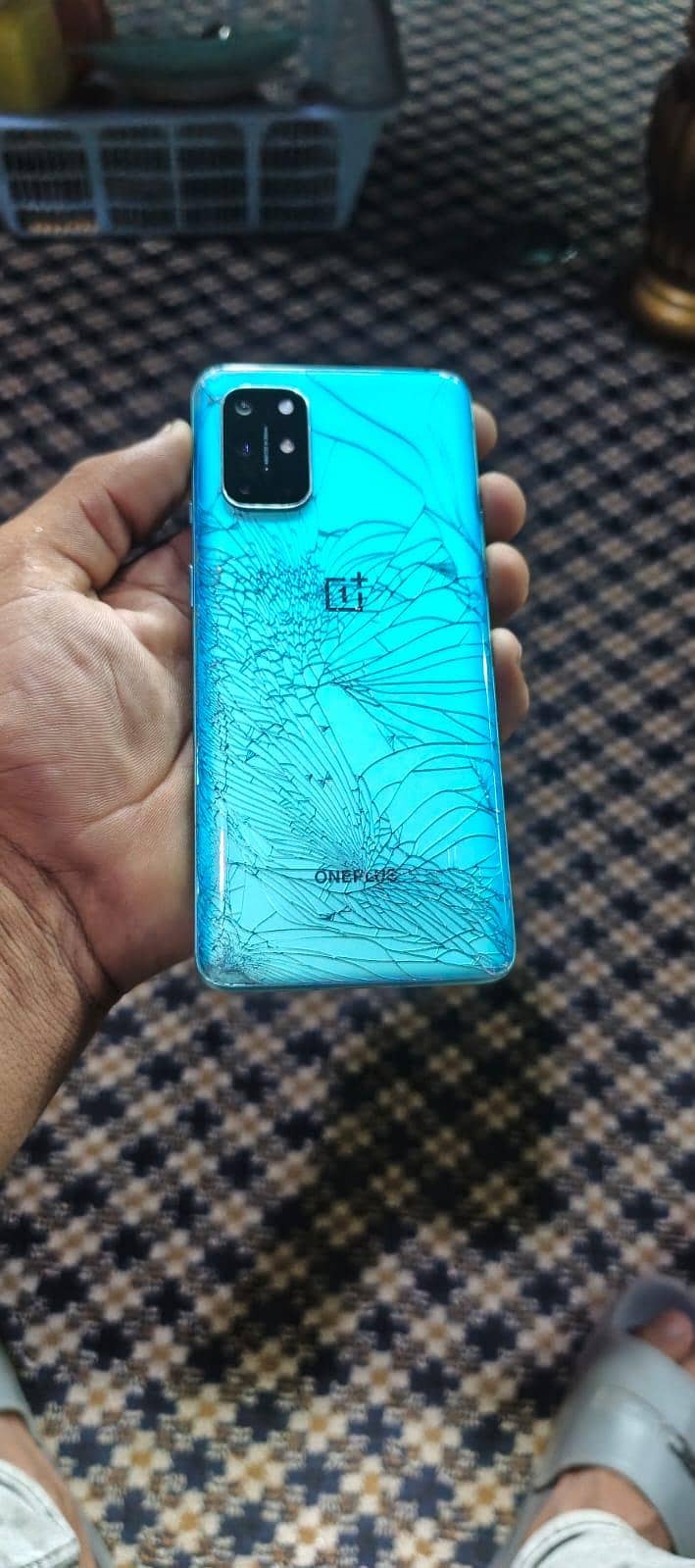 One Plus 8T 4