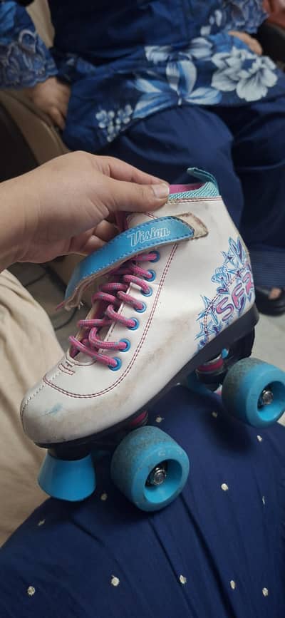pink Roller skates shoes