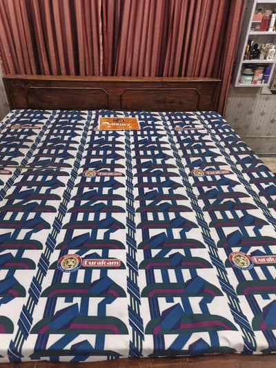 king size bed