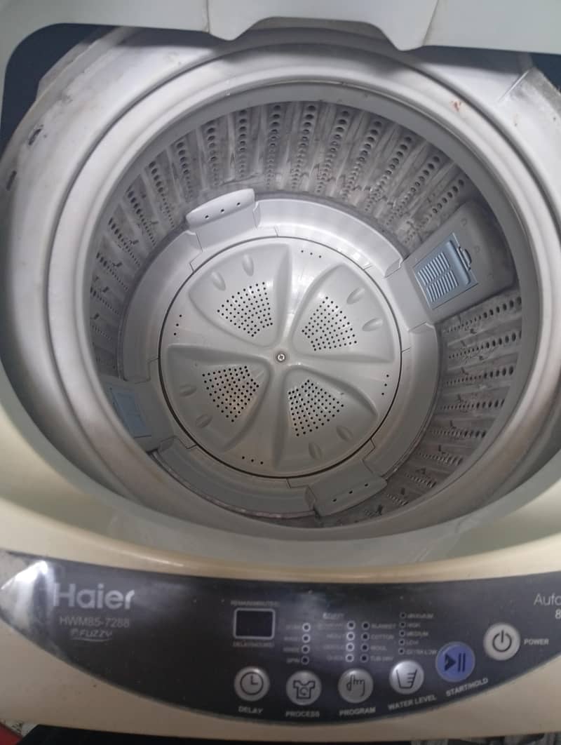 Dawlance automatic Washing machine 1