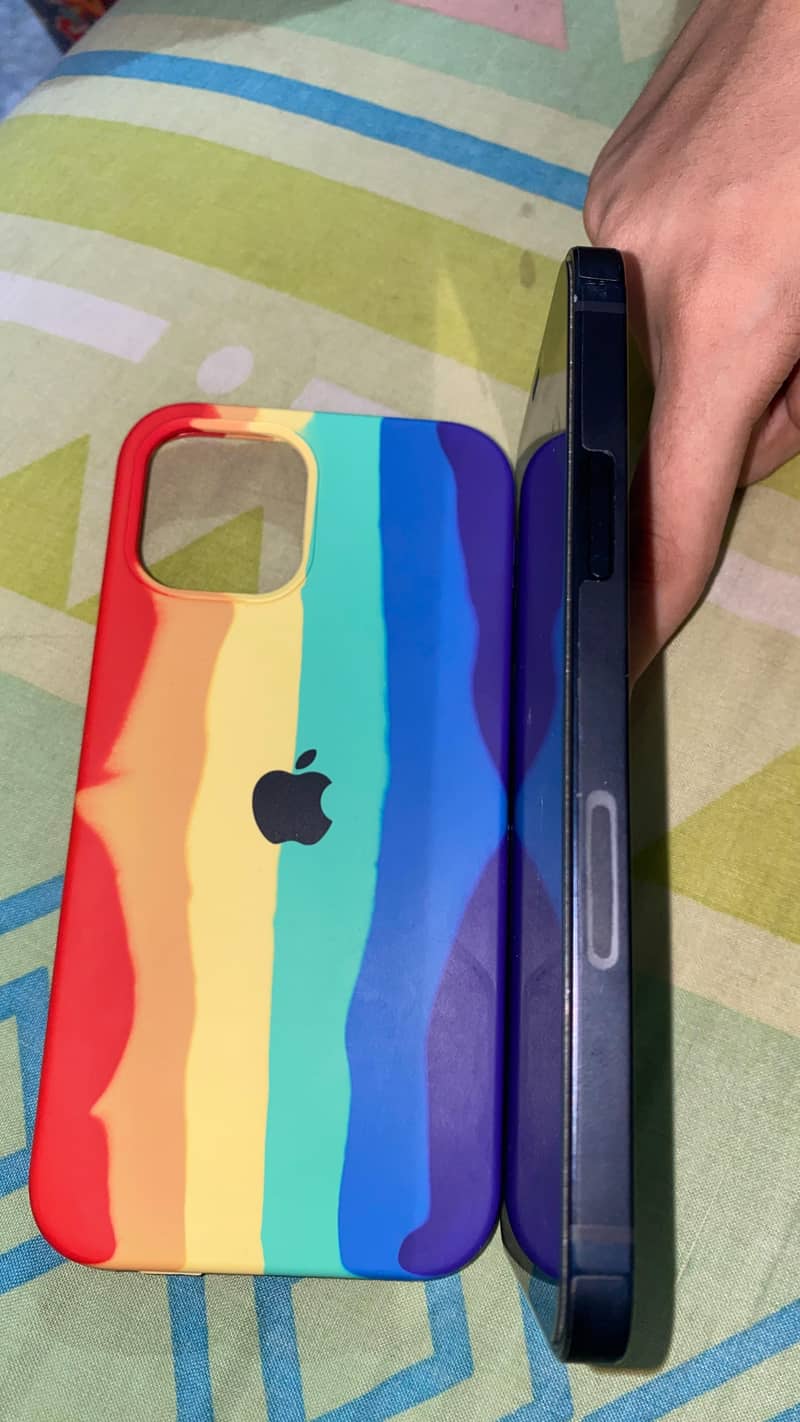 Apple iPhone 12 9