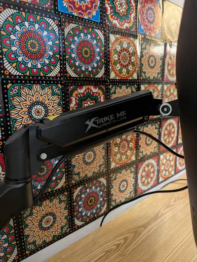 Xtrike me monitor arm