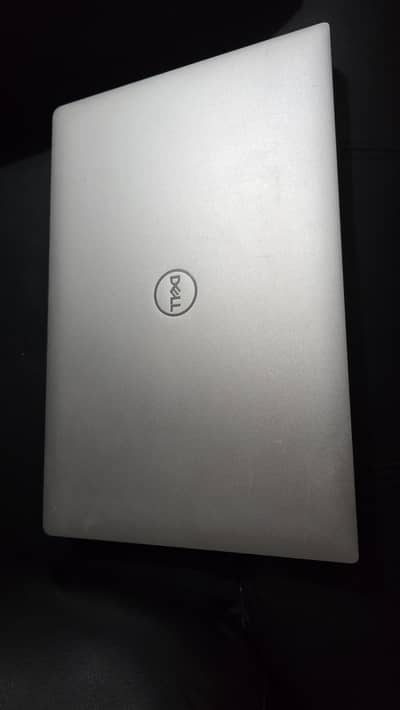 Dell precision 5540 Corei7 4GB GPU, 32GB, 1TB