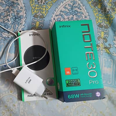 Infinix Note 30 Pro . . . 8/256