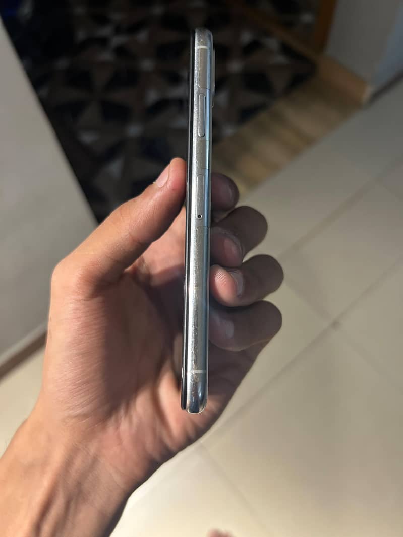 iphone x 3