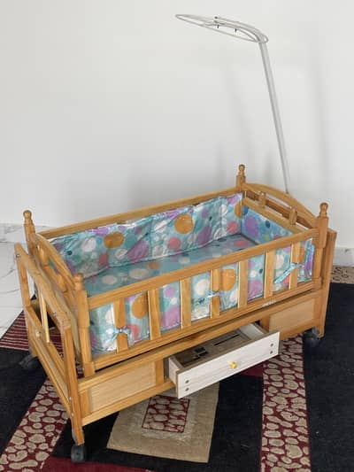 WOODEN BABY SWINGING COT