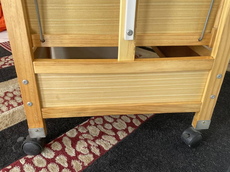 BABY COT 3