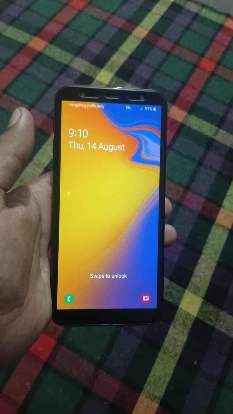 Samsung Mobile J6 Plus 5