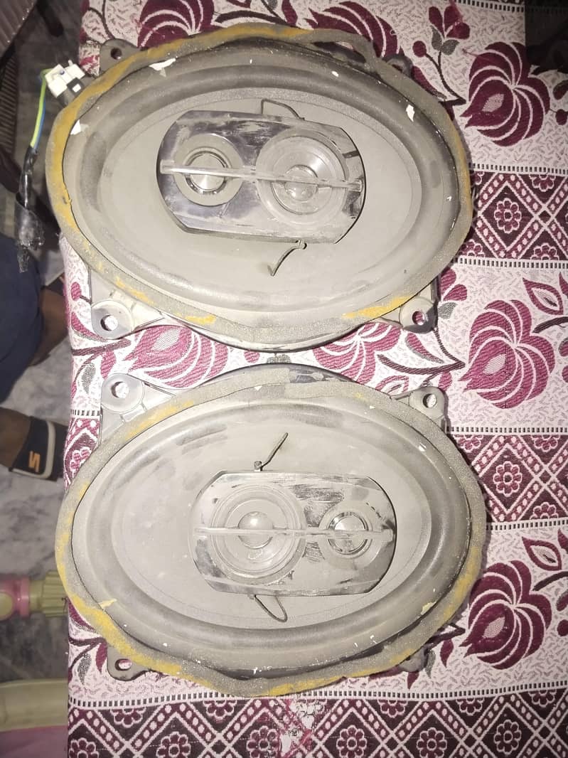 Car speakers 1