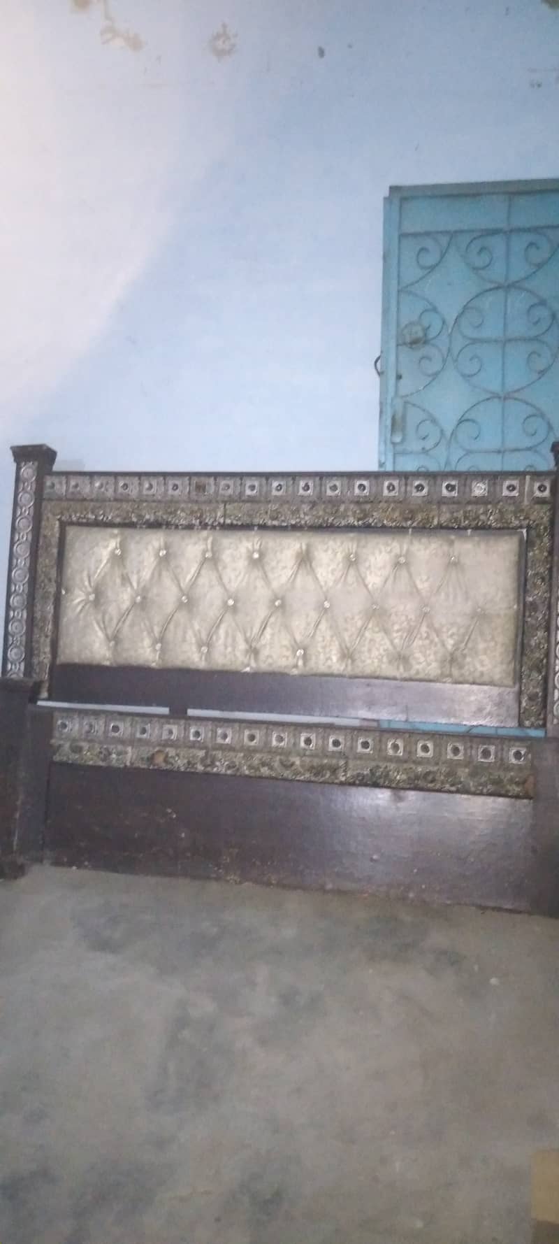 Used bed 1