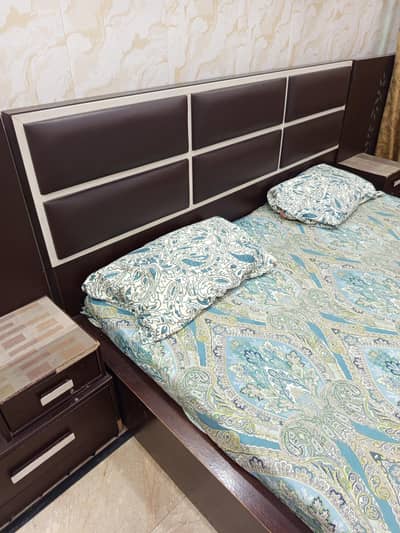 king side bed with medicated mattress for sale