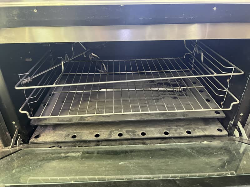 Cooking range 1
