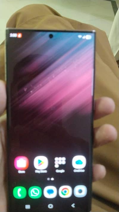 front glass break baki sab kuchh okay hai camere 10buy 10 hai