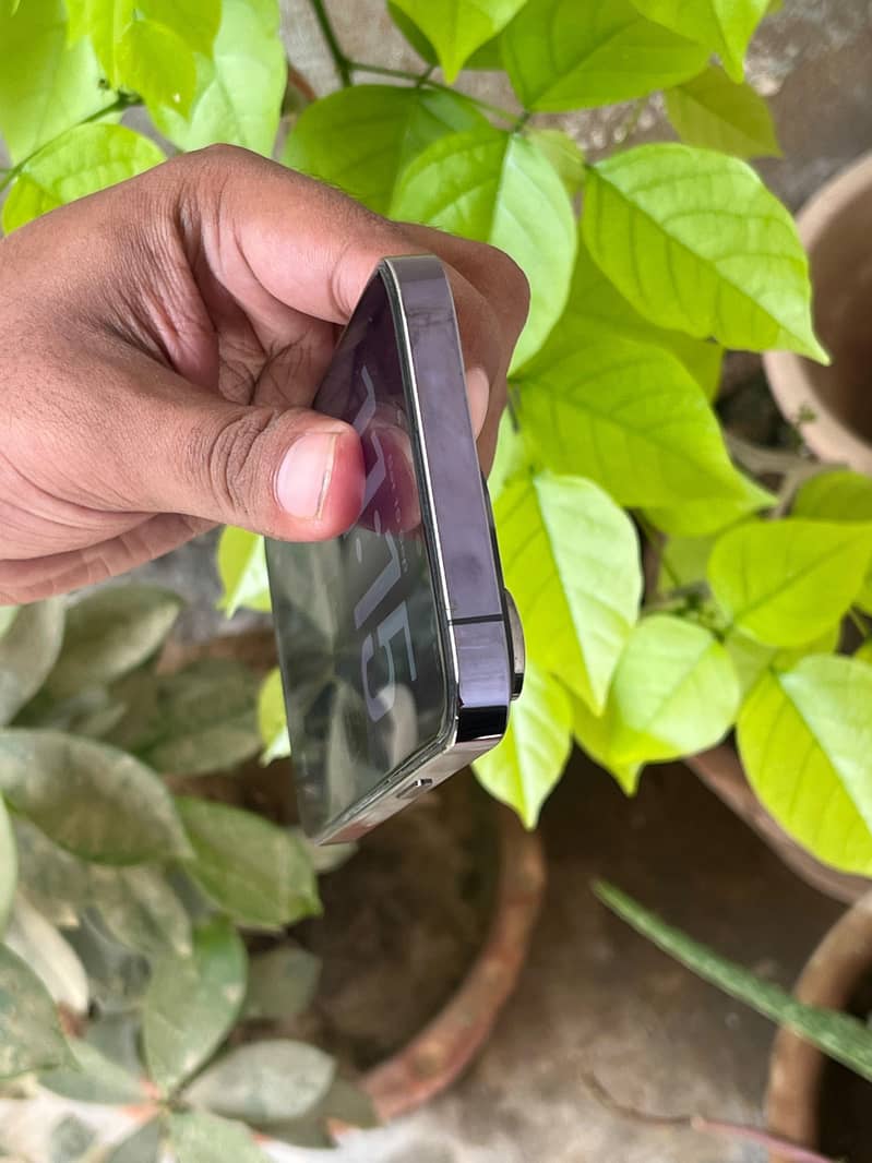 Apple iPhone 14 Pro 3