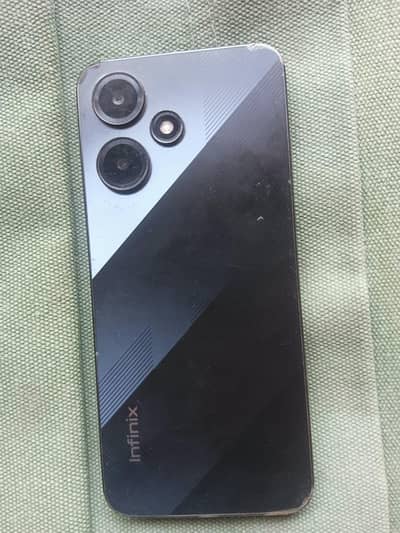 Infinix Hot 30 Play
