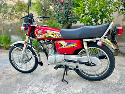 Honda 125 modal 2025 end zero metar