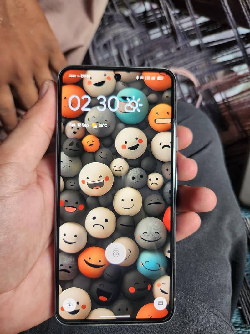 Google Pixel 8 1