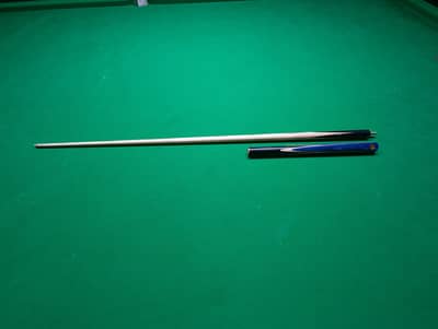 PROFESSIONAL HAND MADE CUE