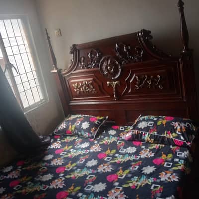 beautiful bed for sale