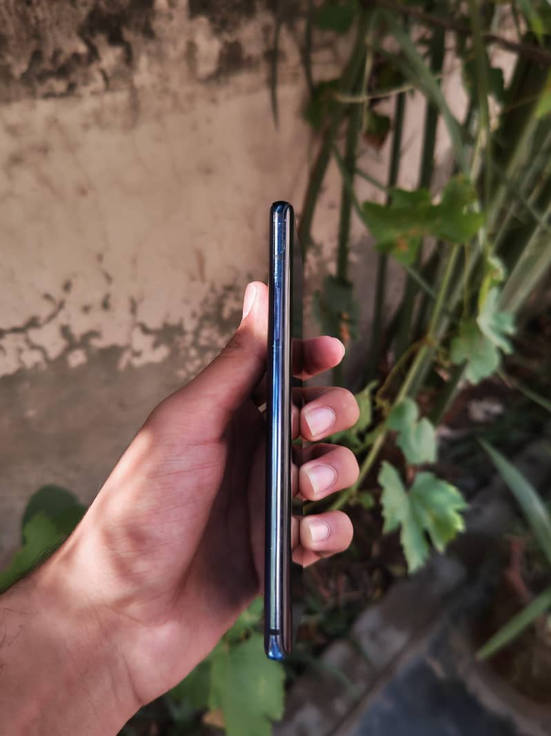 One Plus 7 Pro 4