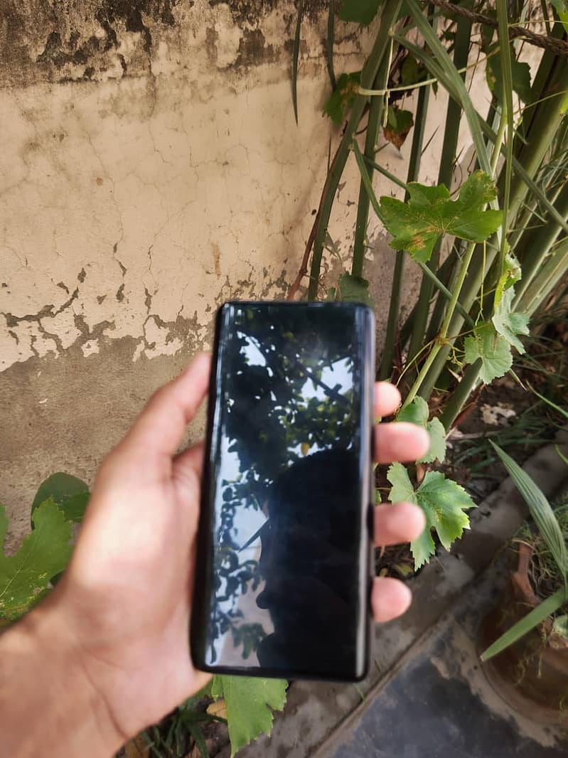 One Plus 7 Pro 5