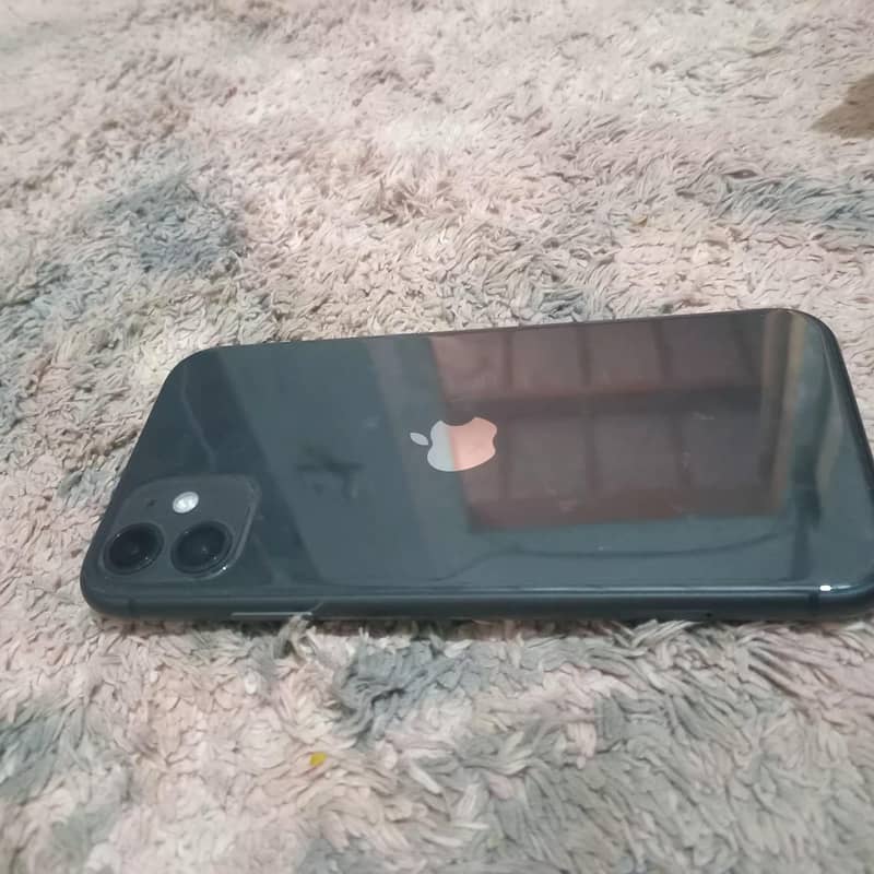 IPhone 11 5