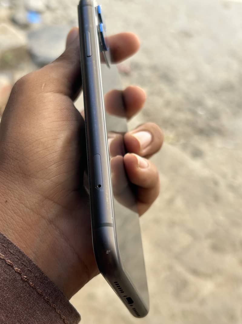Apple iPhone 11 1