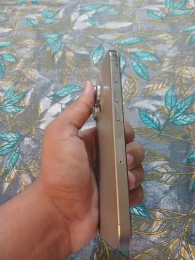 Apple iPhone 15 Pro
