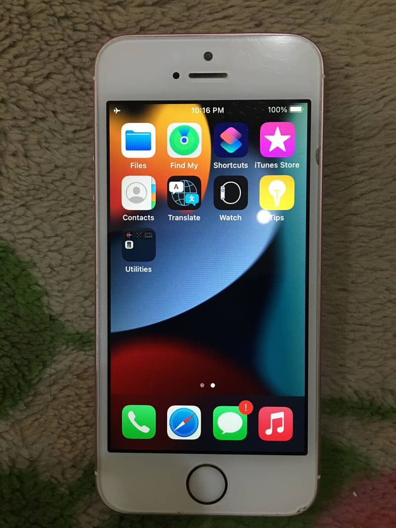 Apple iPhone SE 6