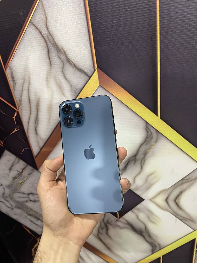Apple iPhone 12 Pro Max 2