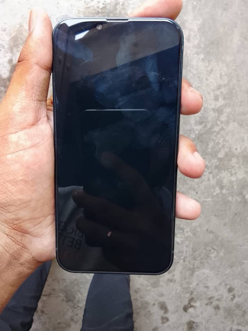 Apple iPhone 13 3