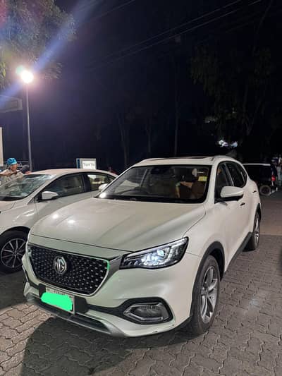 MG HS 2021