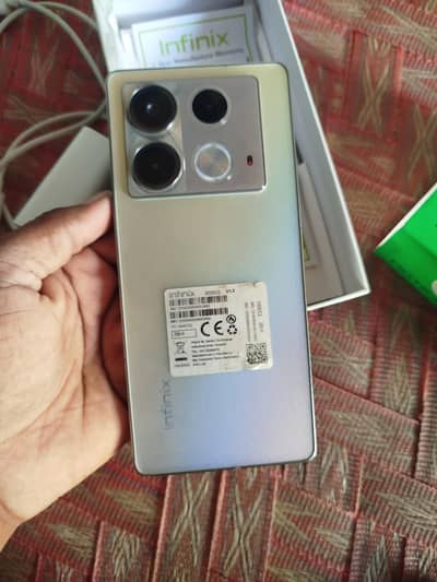Infinix Note 40