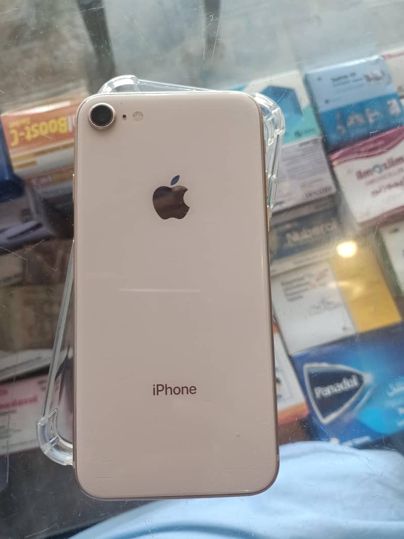 Apple iPhone 8 1