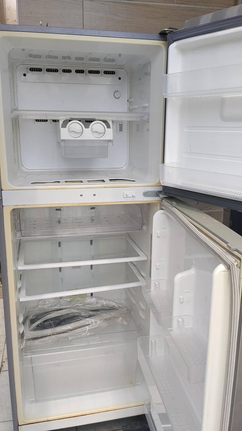 Samsung Fridge, fully functional 2