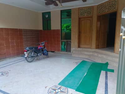 In I-8/4 House Sized 3200 Square Feet For rent