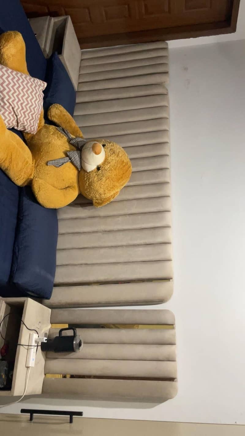 double bed with side tables 4