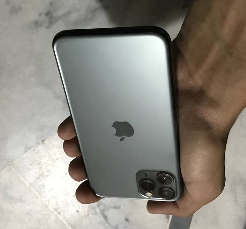 Apple iPhone 11 Pro 0