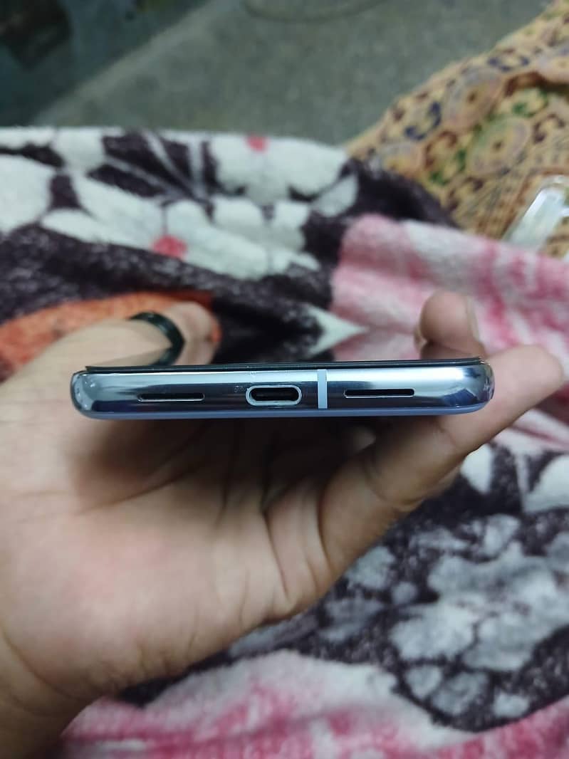 Google Pixel 8 Pro 3