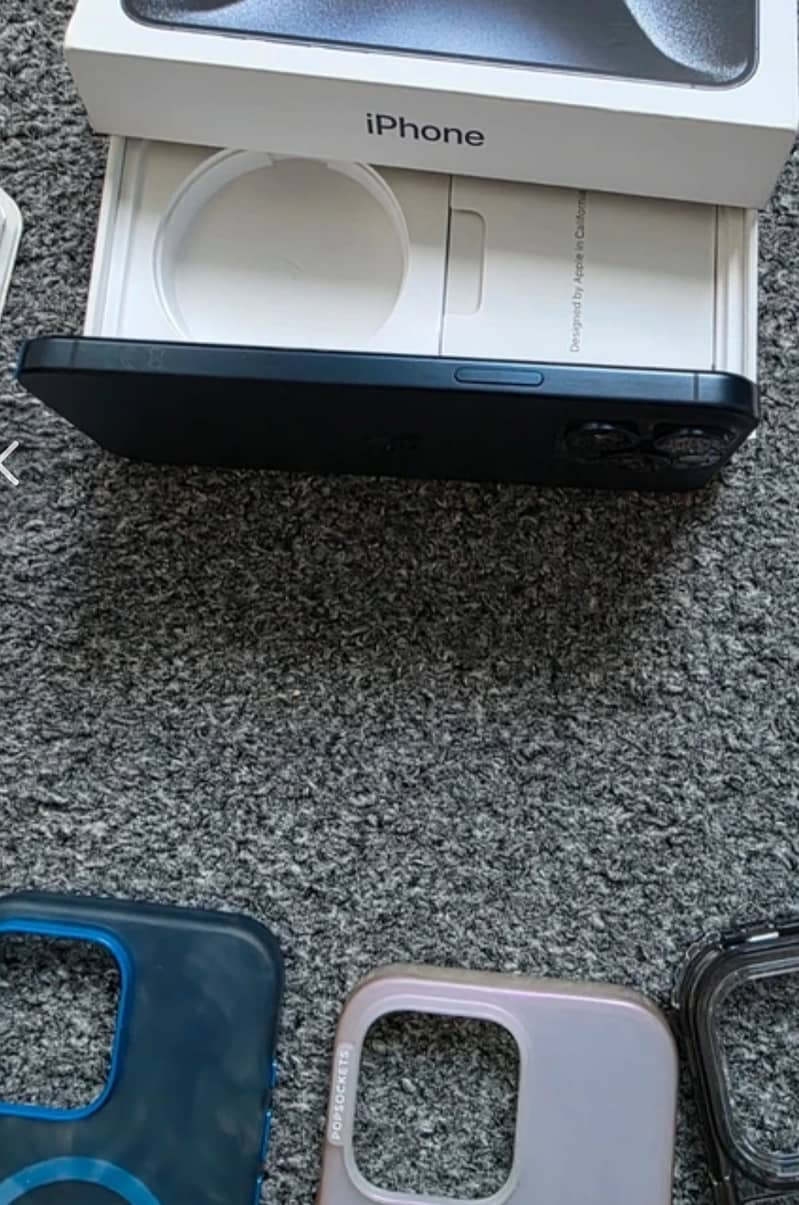 Apple iPhone 15 Pro Max 1