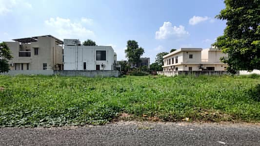 2-Kanal K Block Plot | Main Boulevard Back | Hot Location
