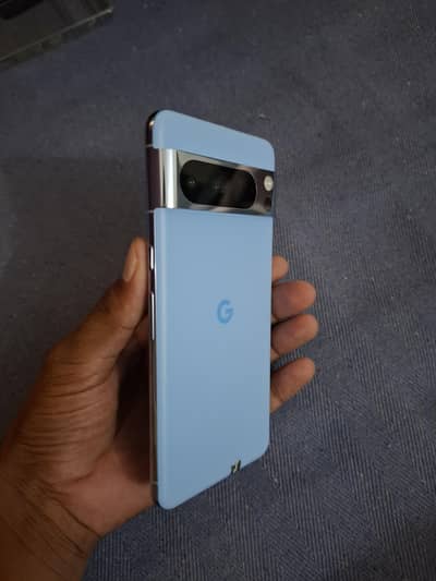 Google Pixel 8 Pro