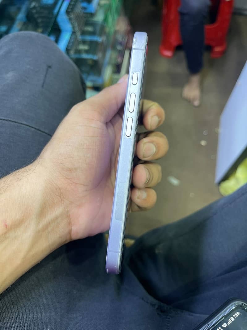Apple iPhone 17 3