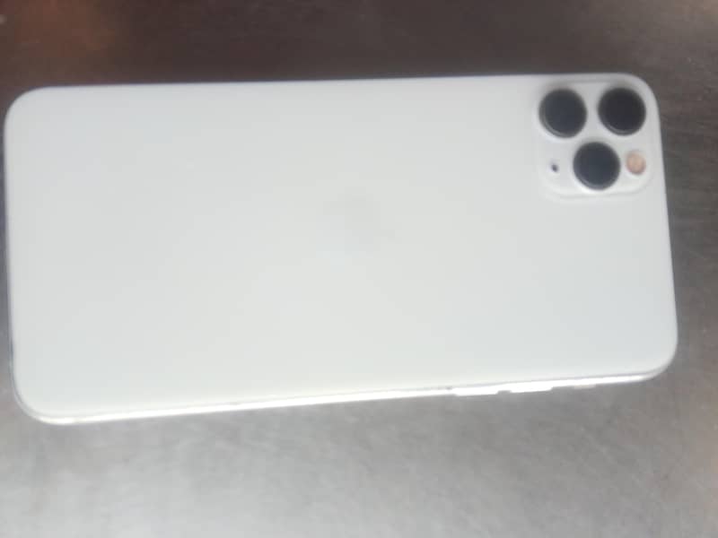 Apple iPhone 11 Pro Max 0