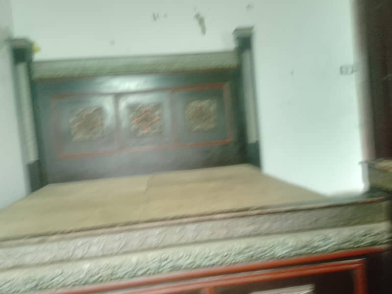 Bed dresing side table 8
