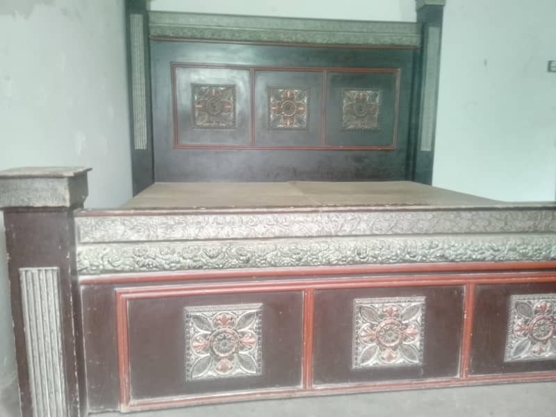 Bed dresing side table 9