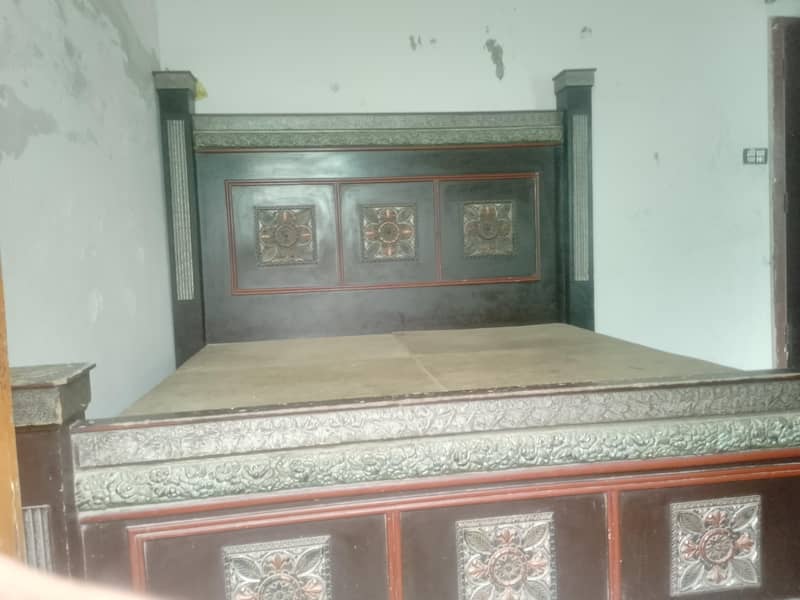 Bed dresing side table 10