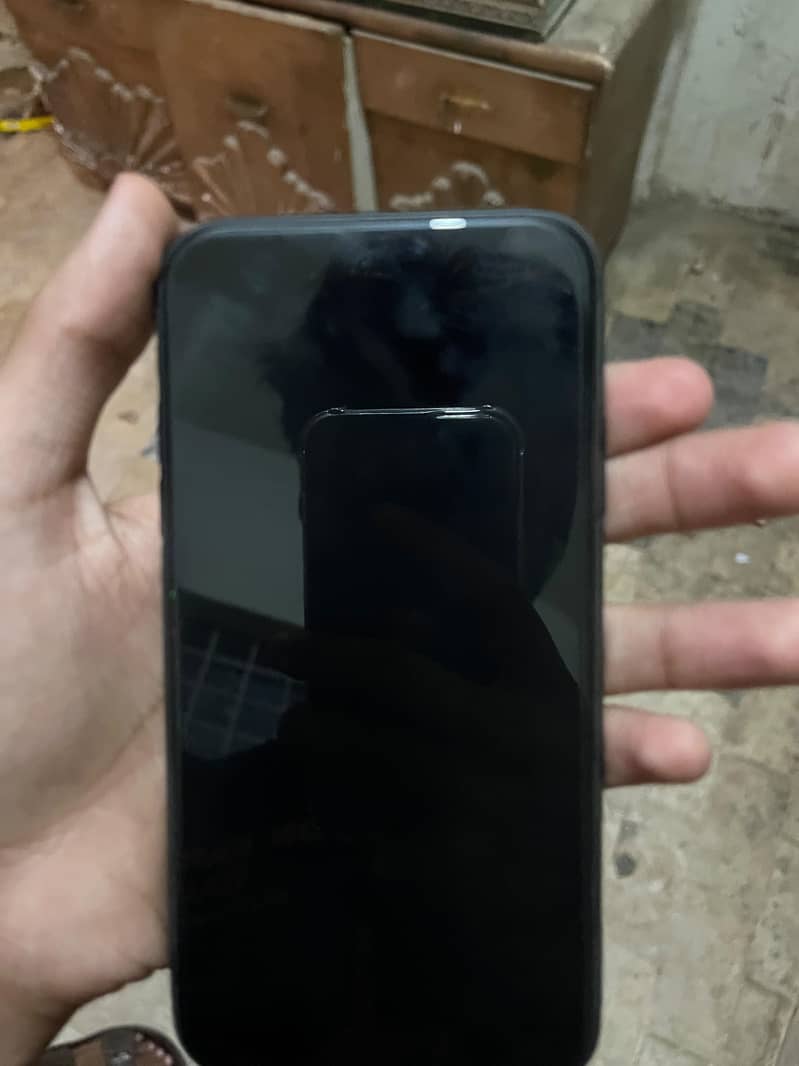 Apple iPhone 11 2